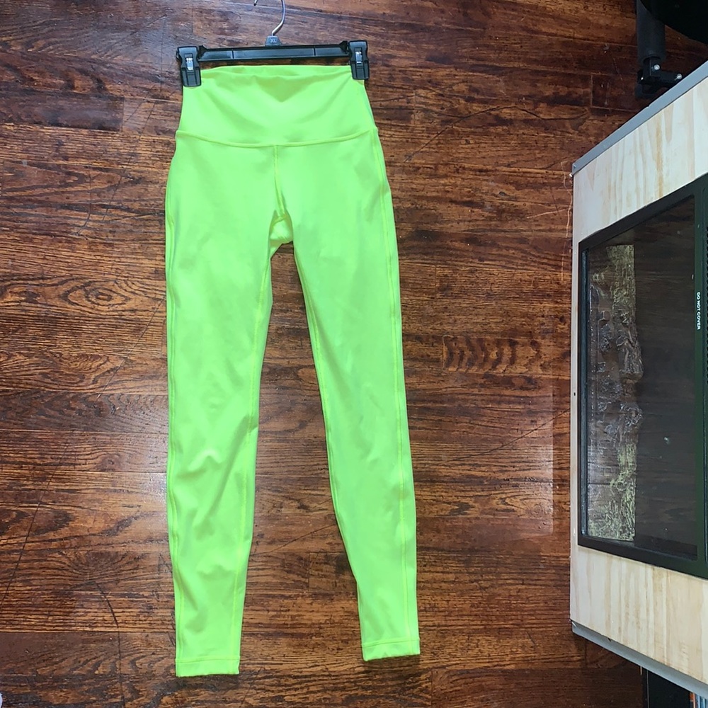 Lululemon Neon Yellow Wunder Under Leggings